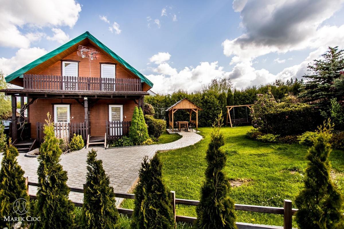 U Strazaka Obiekt Caloroczny Holiday home *